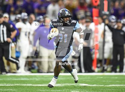 Thumbnail 1 in Hahnville vs. Zachary (LHSAA 5A Final) photogallery.
