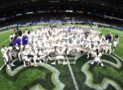 Thumbnail 2 in Hahnville vs. Zachary (LHSAA 5A Final) photogallery.