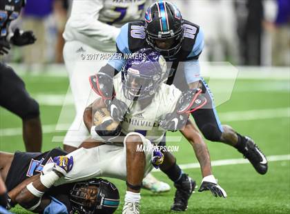Thumbnail 2 in Hahnville vs. Zachary (LHSAA 5A Final) photogallery.