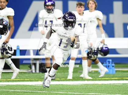 Thumbnail 2 in Hahnville vs. Zachary (LHSAA 5A Final) photogallery.