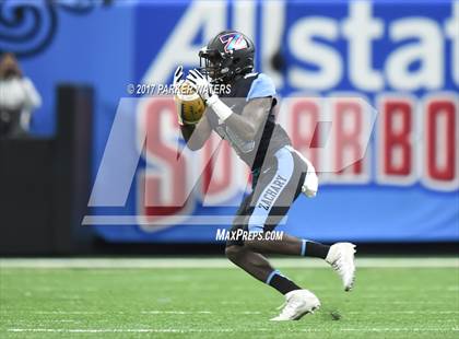 Thumbnail 1 in Hahnville vs. Zachary (LHSAA 5A Final) photogallery.