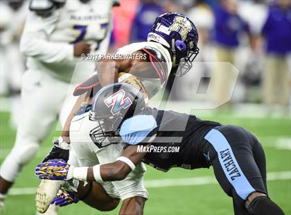 Thumbnail 1 in Hahnville vs. Zachary (LHSAA 5A Final) photogallery.
