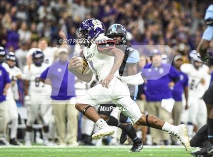 Thumbnail 2 in Hahnville vs. Zachary (LHSAA 5A Final) photogallery.