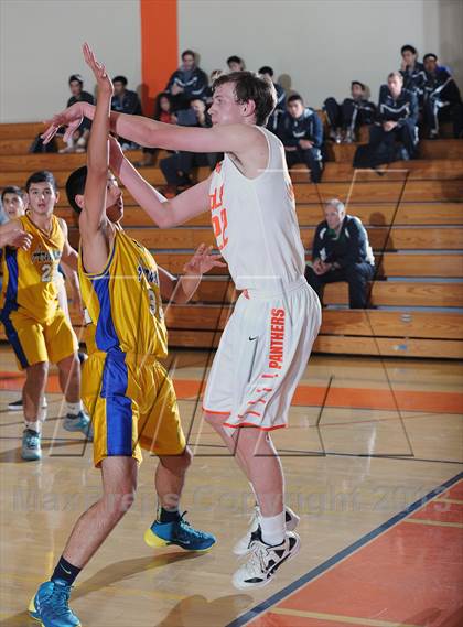 Thumbnail 2 in Polytechnic vs. Holy Martyrs Armenian (Pasadena Poly Tournament) photogallery.