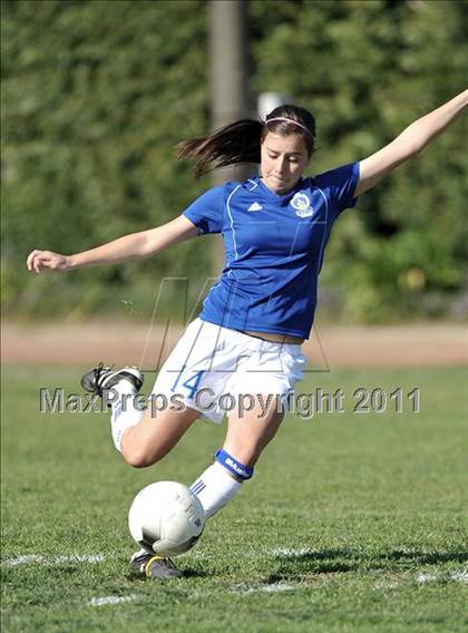 Thumbnail 2 in Walnut @ Bishop Amat photogallery.