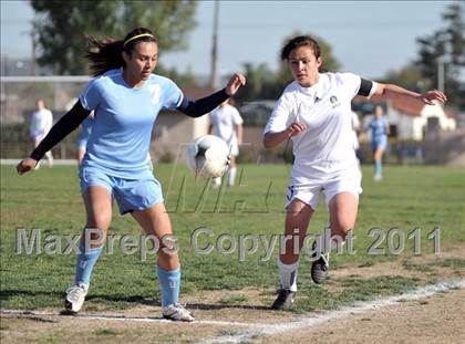 Thumbnail 2 in Walnut @ Bishop Amat photogallery.