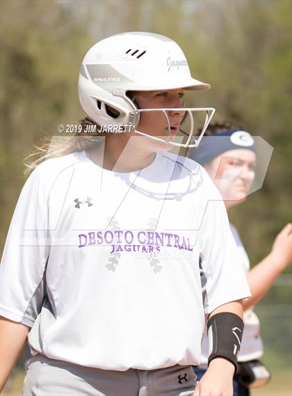 Thumbnail 3 in Greenwood vs. DeSoto Central  photogallery.