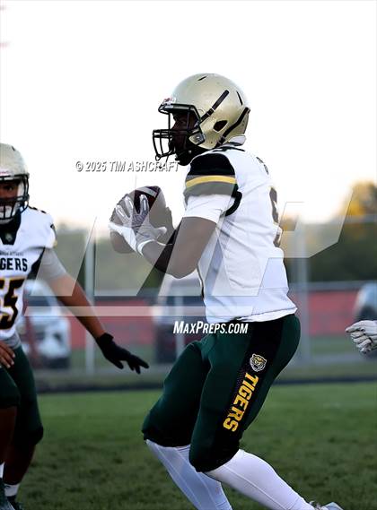 Thumbnail 1 in Indianapolis Crispus Attucks @ Connersville photogallery.