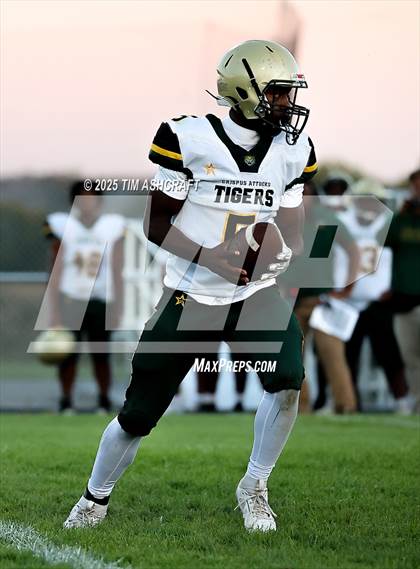 Thumbnail 1 in Indianapolis Crispus Attucks @ Connersville photogallery.