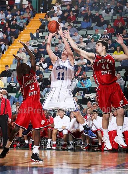 Thumbnail 1 in Jamesville-DeWitt vs Batavia (NYSPHSAA A Semifinal) photogallery.