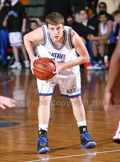 Thumbnail 3 in Jamesville-DeWitt vs Batavia (NYSPHSAA A Semifinal) photogallery.