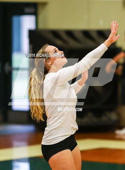 Thumbnail 1 in Foothill @ Red Bluff photogallery.