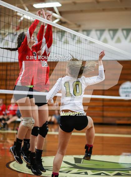 Thumbnail 2 in Foothill @ Red Bluff photogallery.