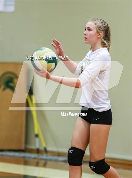 Thumbnail 1 in Foothill @ Red Bluff photogallery.