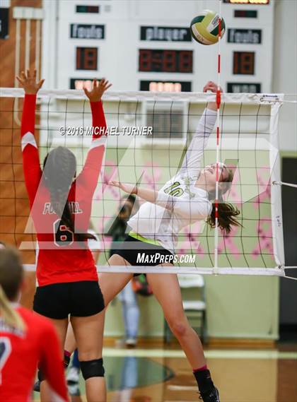 Thumbnail 1 in Foothill @ Red Bluff photogallery.