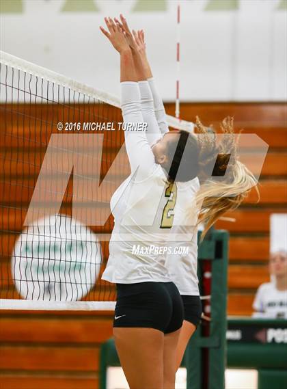 Thumbnail 2 in Foothill @ Red Bluff photogallery.