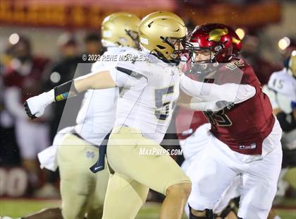 Thumbnail 2 in Mater Dei Catholic vs Downey (CIF SS D2-AA Regional Final) photogallery.