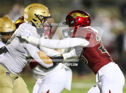 Thumbnail 1 in Mater Dei Catholic vs Downey (CIF SS D2-AA Regional Final) photogallery.