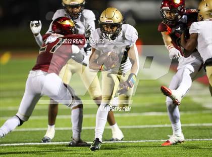 Thumbnail 1 in Mater Dei Catholic vs Downey (CIF SS D2-AA Regional Final) photogallery.