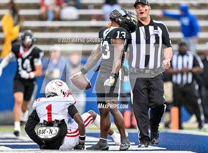 Thumbnail 2 in Carthage vs. Pleasant Grove (UIL 4A D2 Football Region Semifinal) photogallery.