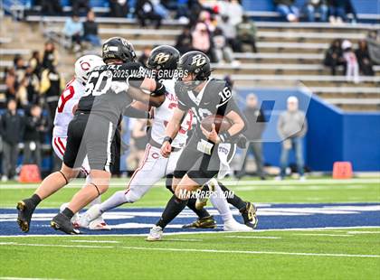 Thumbnail 1 in Carthage vs. Pleasant Grove (UIL 4A D2 Football Region Semifinal) photogallery.