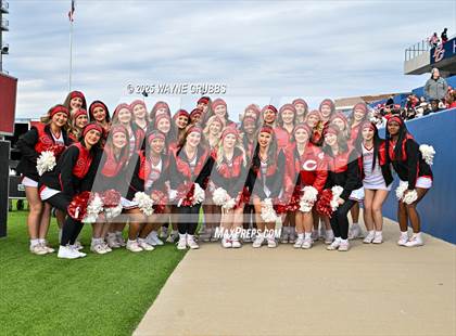 Thumbnail 2 in Carthage vs. Pleasant Grove (UIL 4A D2 Football Region Semifinal) photogallery.