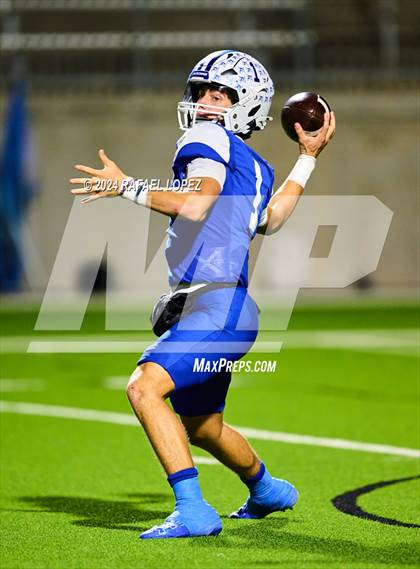 Thumbnail 2 in Needville vs. Kilgore (UIL 4A D1 Football Area) photogallery.