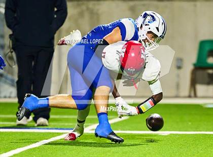 Thumbnail 3 in Needville vs. Kilgore (UIL 4A D1 Football Area) photogallery.