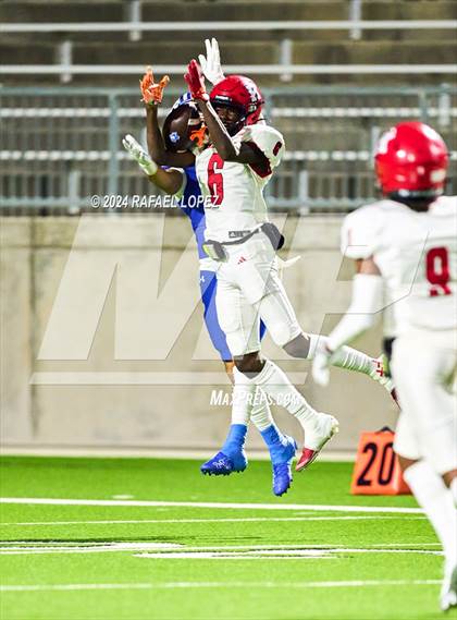 Thumbnail 2 in Needville vs. Kilgore (UIL 4A D1 Football Area) photogallery.