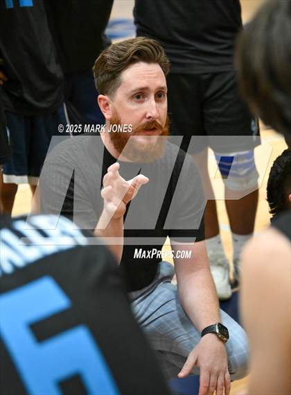 Thumbnail 3 in Deer Valley vs. Salpointe Catholic (AIA 4A Quarterfinal) photogallery.