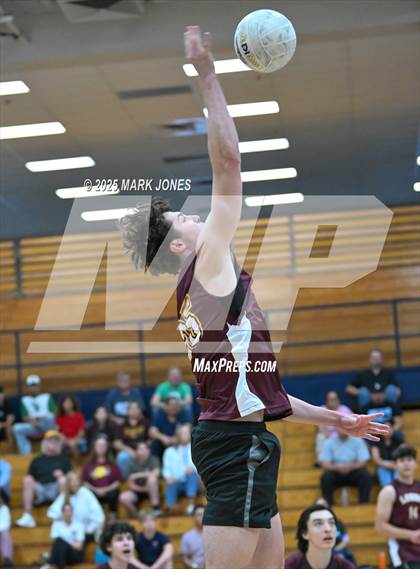 Thumbnail 2 in Deer Valley vs. Salpointe Catholic (AIA 4A Quarterfinal) photogallery.