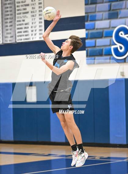 Thumbnail 2 in Deer Valley vs. Salpointe Catholic (AIA 4A Quarterfinal) photogallery.