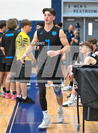 Thumbnail 1 in Deer Valley vs. Salpointe Catholic (AIA 4A Quarterfinal) photogallery.