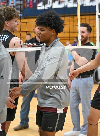 Thumbnail 2 in Deer Valley vs. Salpointe Catholic (AIA 4A Quarterfinal) photogallery.