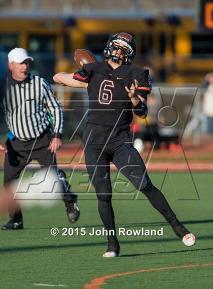 Thumbnail 3 in Lincoln-Way East @ Libertyville (IHSA 7A Playoffs 2nd Round) photogallery.