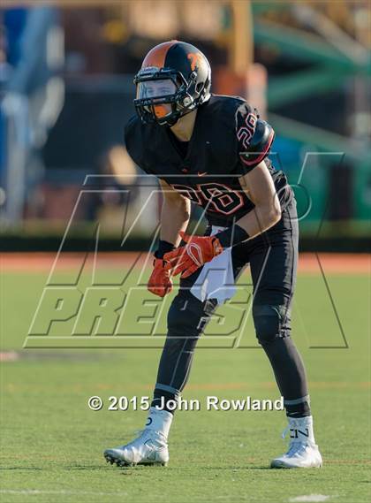Thumbnail 2 in Lincoln-Way East @ Libertyville (IHSA 7A Playoffs 2nd Round) photogallery.