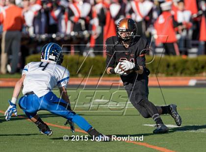 Thumbnail 3 in Lincoln-Way East @ Libertyville (IHSA 7A Playoffs 2nd Round) photogallery.