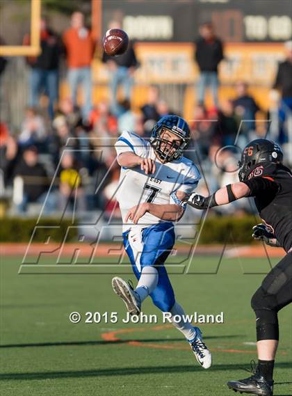 Thumbnail 2 in Lincoln-Way East @ Libertyville (IHSA 7A Playoffs 2nd Round) photogallery.