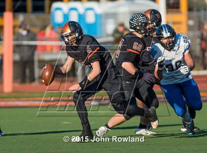 Thumbnail 2 in Lincoln-Way East @ Libertyville (IHSA 7A Playoffs 2nd Round) photogallery.