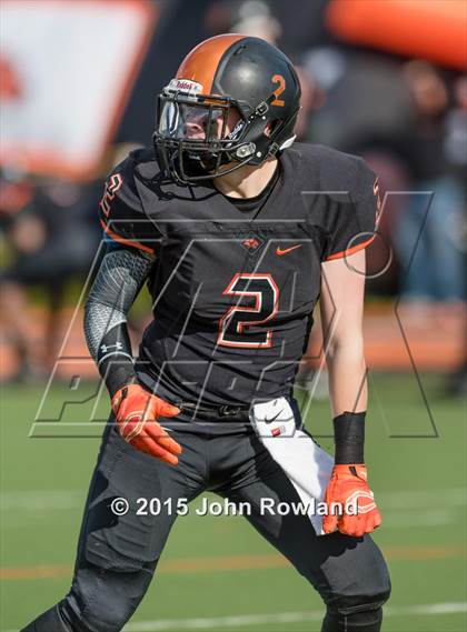 Thumbnail 3 in Lincoln-Way East @ Libertyville (IHSA 7A Playoffs 2nd Round) photogallery.