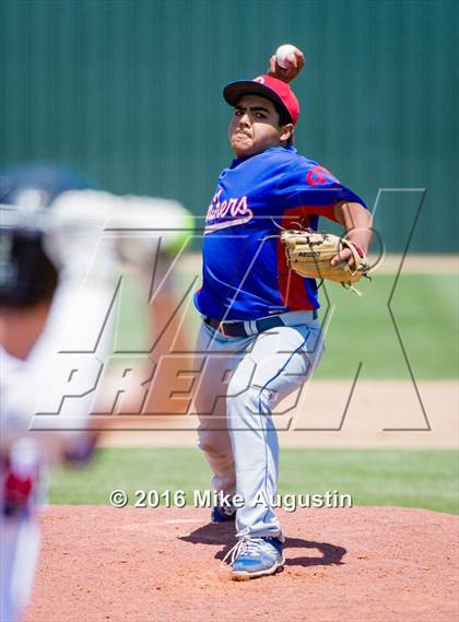 Thumbnail 3 in Duncanville vs Coppell (6A Region 1&3 Bidistrict) photogallery.