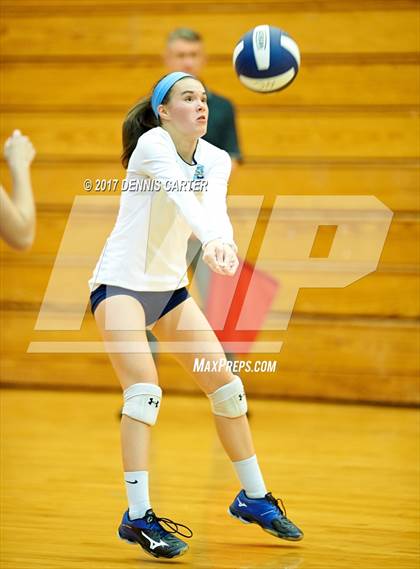 Thumbnail 2 in Pope vs. Lassiter (Tri Match) photogallery.