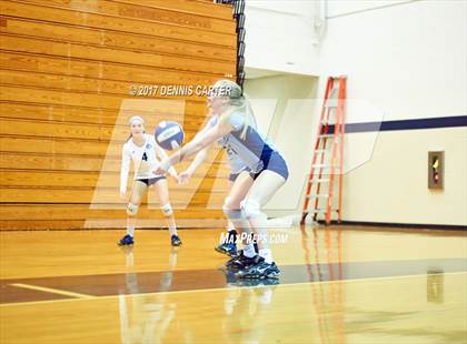 Thumbnail 3 in Pope vs. Lassiter (Tri Match) photogallery.