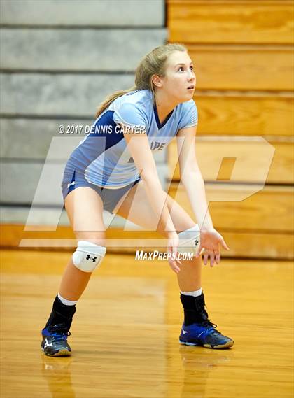 Thumbnail 3 in Pope vs. Lassiter (Tri Match) photogallery.