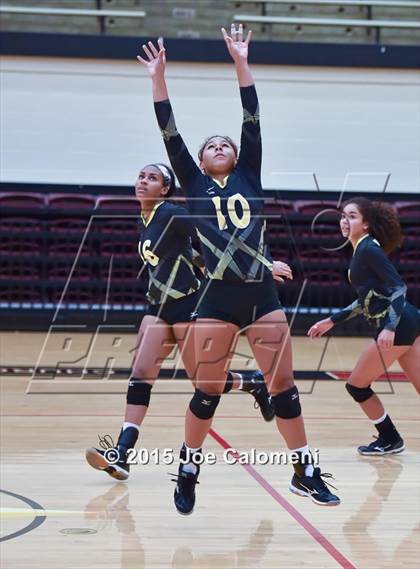 Thumbnail 1 in Johnson [Claudia Taylor] vs Brennan (NEISD Tournament) photogallery.