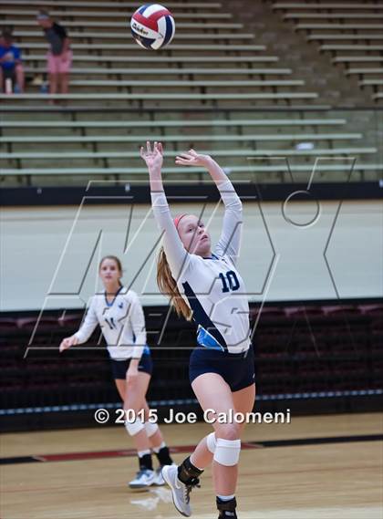 Thumbnail 1 in Johnson [Claudia Taylor] vs Brennan (NEISD Tournament) photogallery.