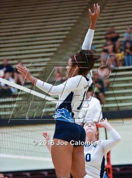 Thumbnail 1 in Johnson [Claudia Taylor] vs Brennan (NEISD Tournament) photogallery.