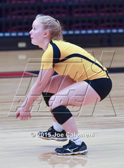 Thumbnail 1 in Johnson [Claudia Taylor] vs Brennan (NEISD Tournament) photogallery.