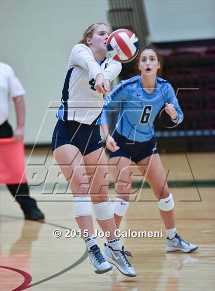 Thumbnail 3 in Johnson [Claudia Taylor] vs Brennan (NEISD Tournament) photogallery.