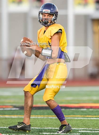 Thumbnail 1 in Desert Vista vs. Mesa @ Chaparral (Scrimmage) photogallery.